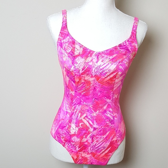 kathy ireland Other - Katy Ireland Got Pink One Piece